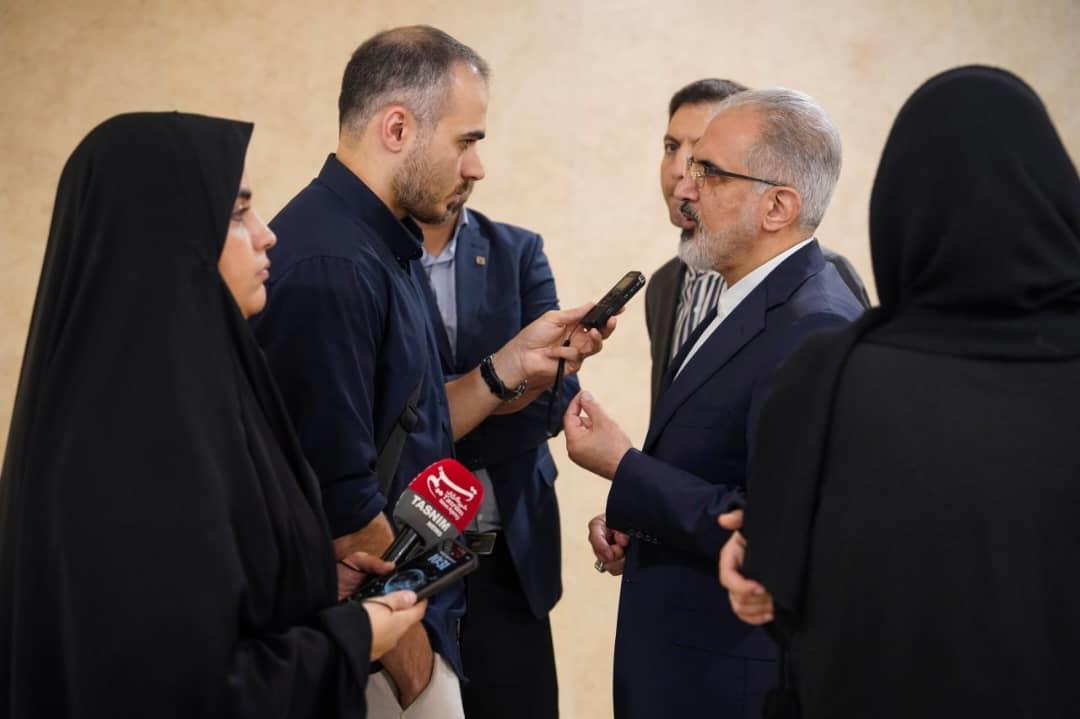 دکتر خورسندیان - مصاحبه با خبرنگاران